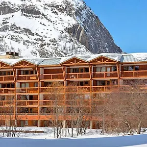 https://residence-les-crets-1-val-disere-le-joseray.hotels-rhonealpes.com